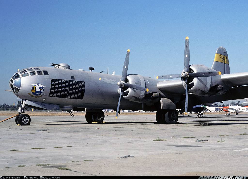 Сайт б 29. B-29 Superfortress. Бомбардировщик Boeing b-29 Superfortress. B29 самолет бомбардировщик. Боинг 29.