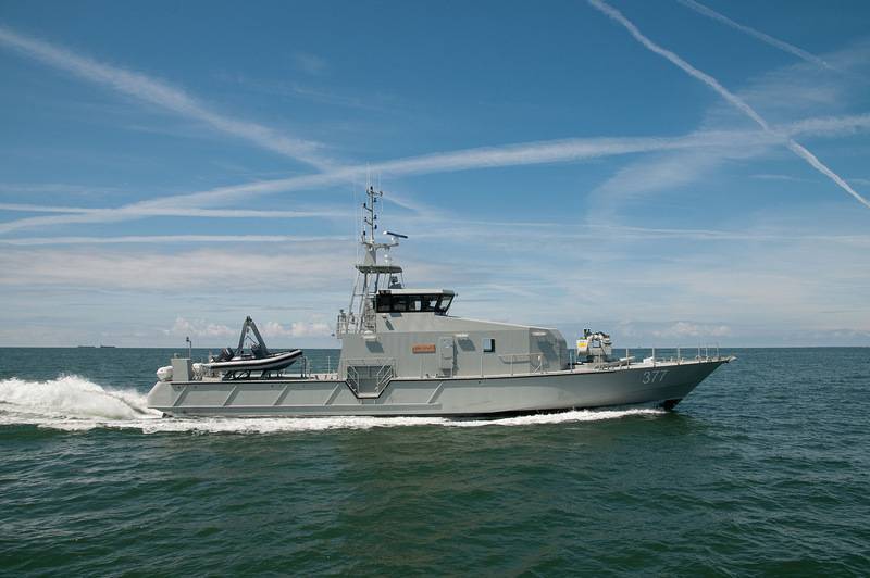 The French allowed Kiev to build five boats FPB 98 MKI for the Ukrainian border service at a shipyard in Nikolaev