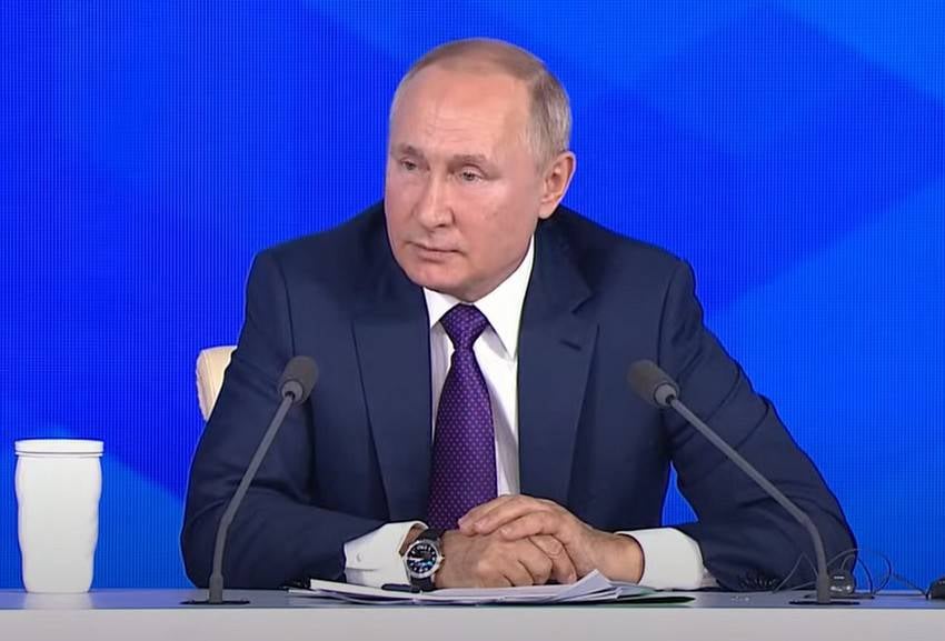 Путин ответил на вопрос, как он относится к тому, что «российский солдат будет стрелять в украинского»