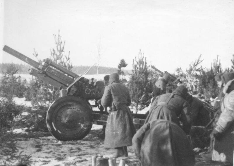 Контрнаступление советских войск против немецко фашистских войск в битве под москвой сочинение