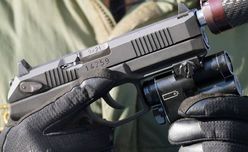 군대에 대한 특별 구성의 Udav 권총 인도 조건이 발표되었습니다