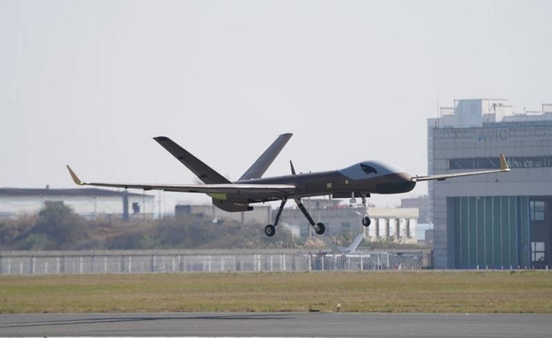 A par dos drones americanos: ataque chinês UAV Wing Loong-1E fez seu primeiro voo