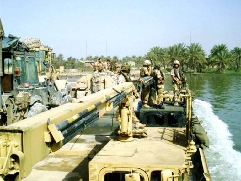 Through rivers and seas. Modern British Army pontoon equipment