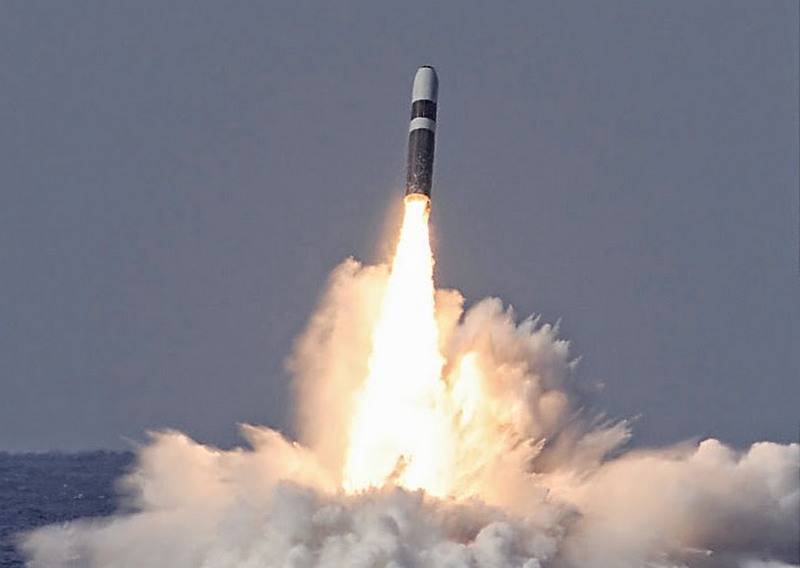The USA produced the first modernized nuclear warhead W88 Alteration 370  for the Trident II D5 SLBM