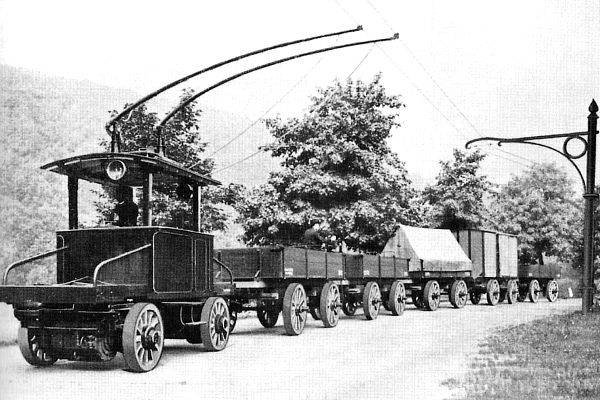 The first cargo electric vehicles. Trolleys