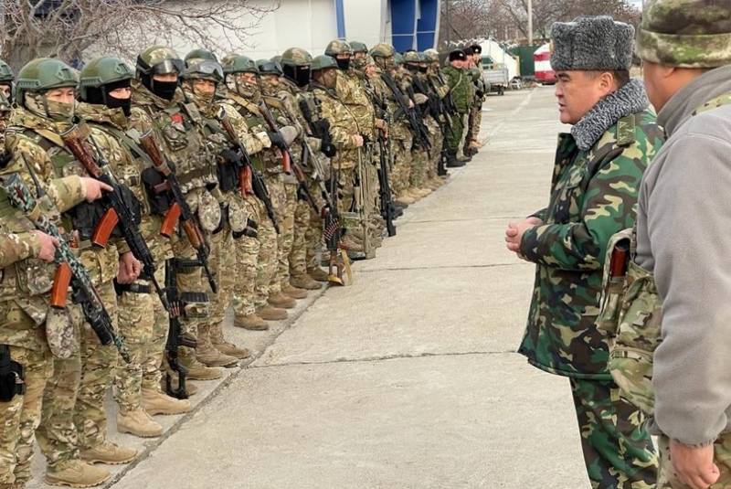 Рукопожатия вместо подписей: Прошла встреча глав спецслужб Киргизии и Таджикистана по конфликту на границе