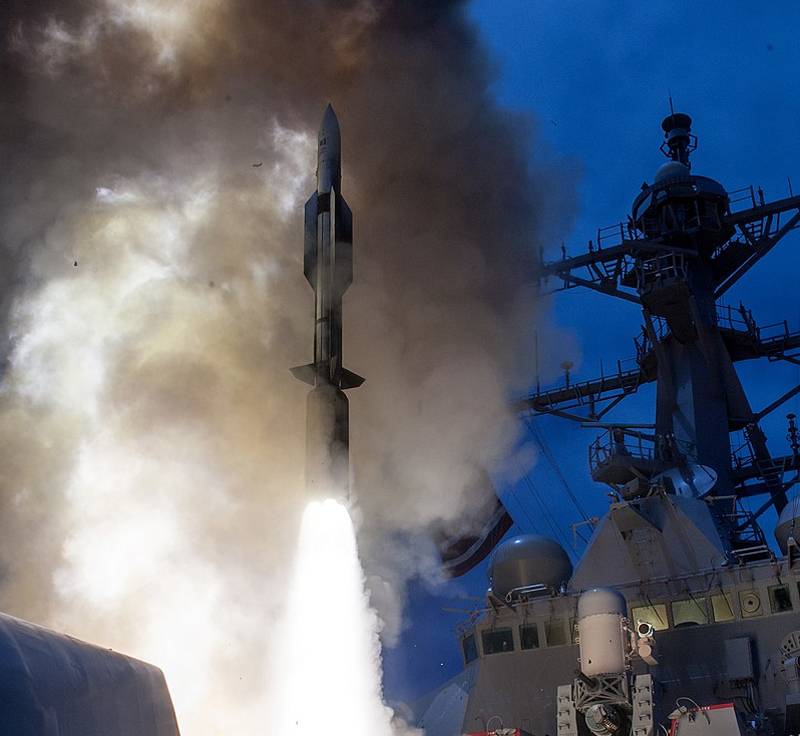 US-Vizeadmiral: Die USA haben Waffen, die russische und chinesische Hyperschallraketen abfangen können