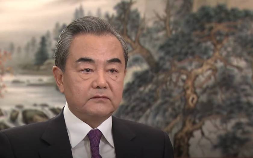 चीनी विदेश मंत्री ने यूक्रेनी मुद्दे पर बीजिंग की स्थिति के पांच बिंदुओं की  रूपरेखा तैयार की