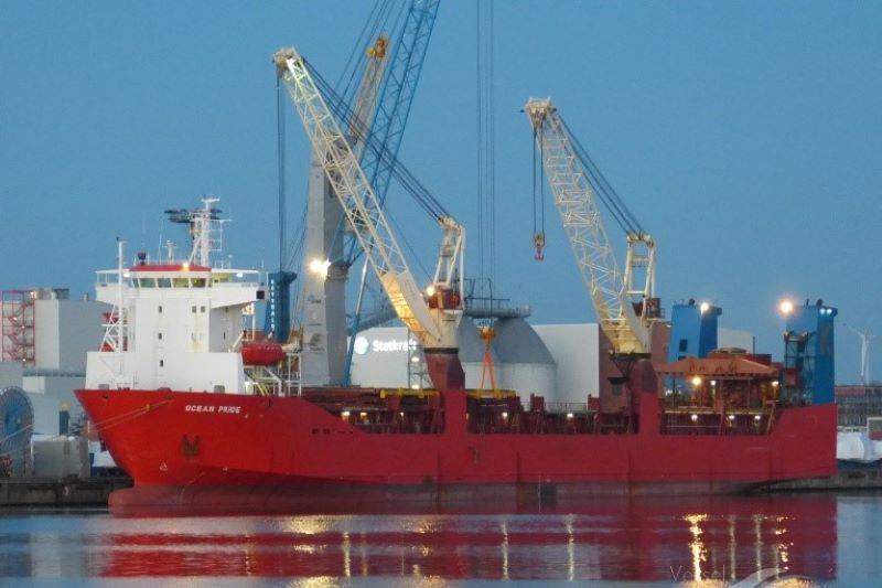 I francesi hanno arrestato una nave civile russa nel Canale della Manica