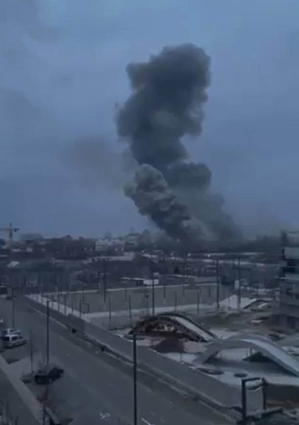 Из Киева приходят сообщения о взрыве и пожаре на территории авиастроительного предприятия «Антонов»
