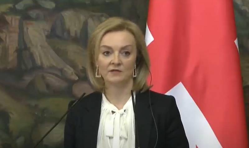 British Foreign Secretary Liz Truss announces 'hundreds' of new sanctions against Russia