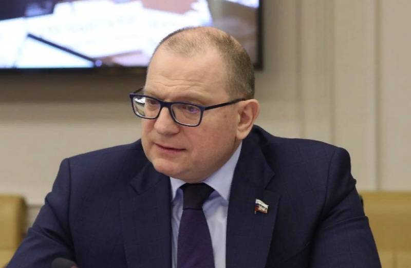Российский сенатор: Запад готовил Украину к масштабной провокации против России