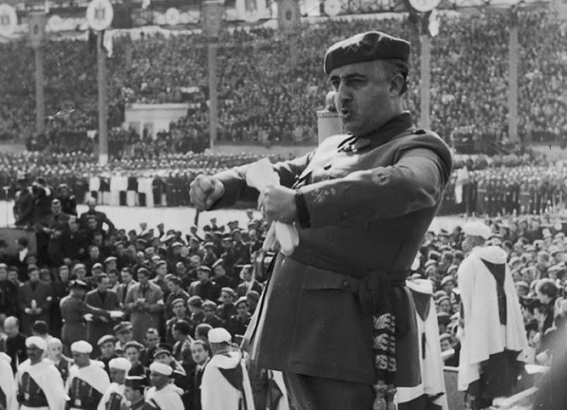 Вспомнить всё. От бойкота до развода