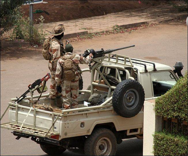 Власти Мали обвинили Францию в нарушении воздушного пространства и шпионаже