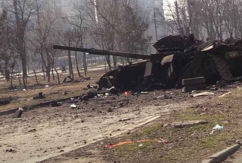 Авиаударом в районе станции Лозовая было уничтожено скопление военной техники, поставленной на Украину из-за рубежа