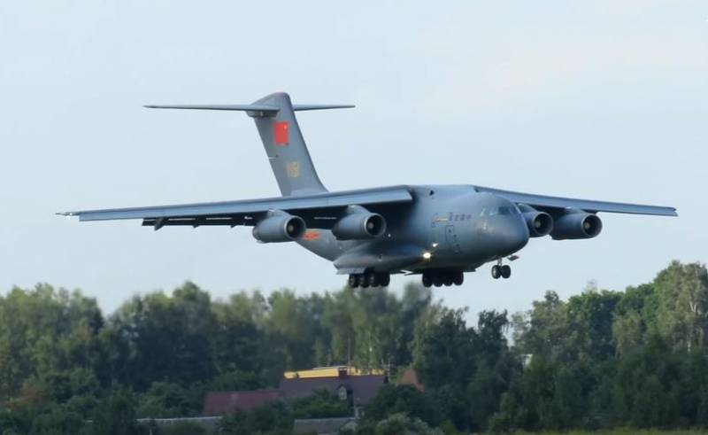 Шесть военно-транспортных самолётов ВВС НОАК совершили посадку в Белграде