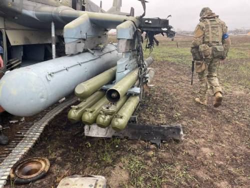 The Ministry of Defense showed the work of Ka-52 attack helicopters on ...