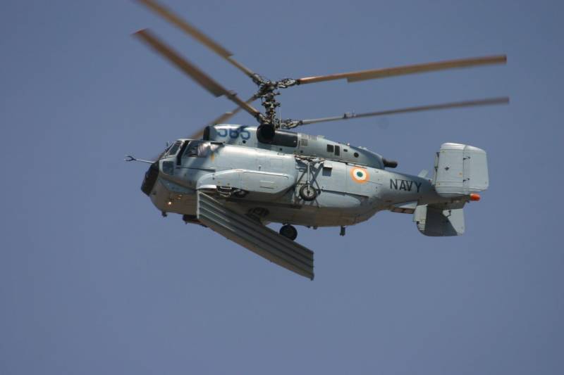 Вертолет ДРЛО в составе ВМФ Индии