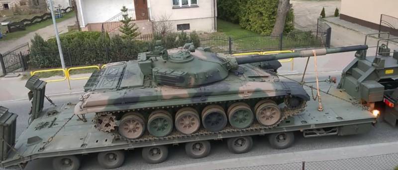 Un video de los tanques polacos T-72M1 entregados a Ucrania apareció en la Web