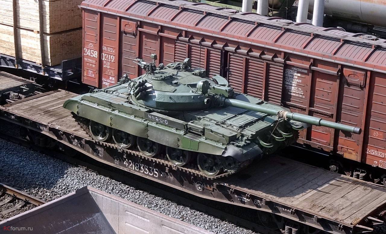 Russia replacing armor losses with 1960s Soviet tanks -UK intel