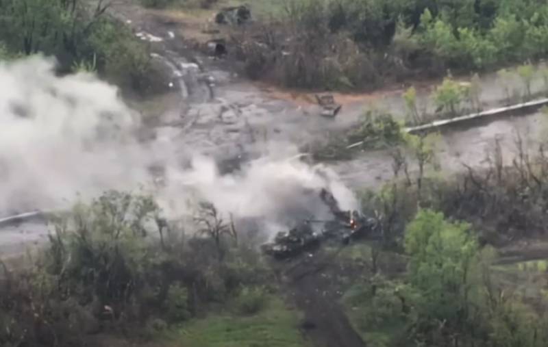 Замешательство экипажей танков ВСУ под ударами артиллерии НМ ДНР попало на видео