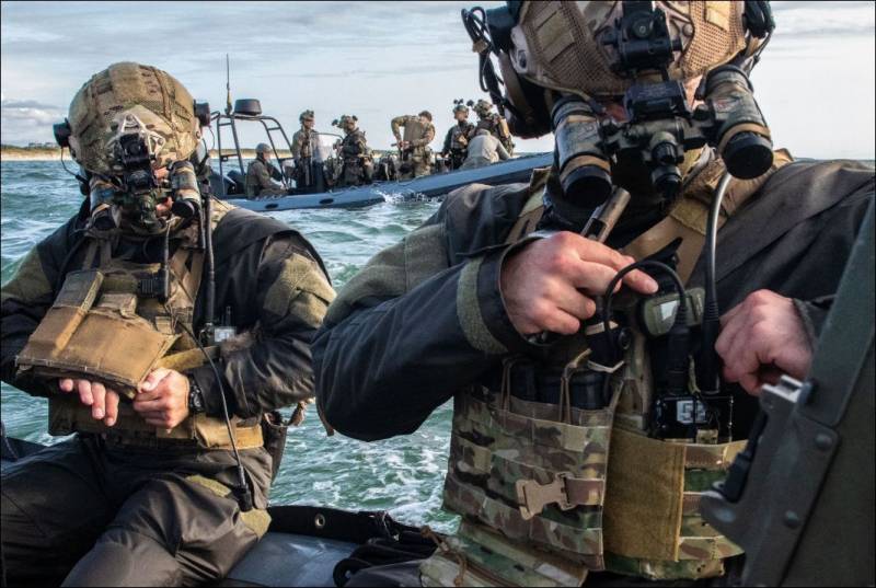 Спецназ ВМС США занялся разработкой новых способов спецопераций против России и Китая