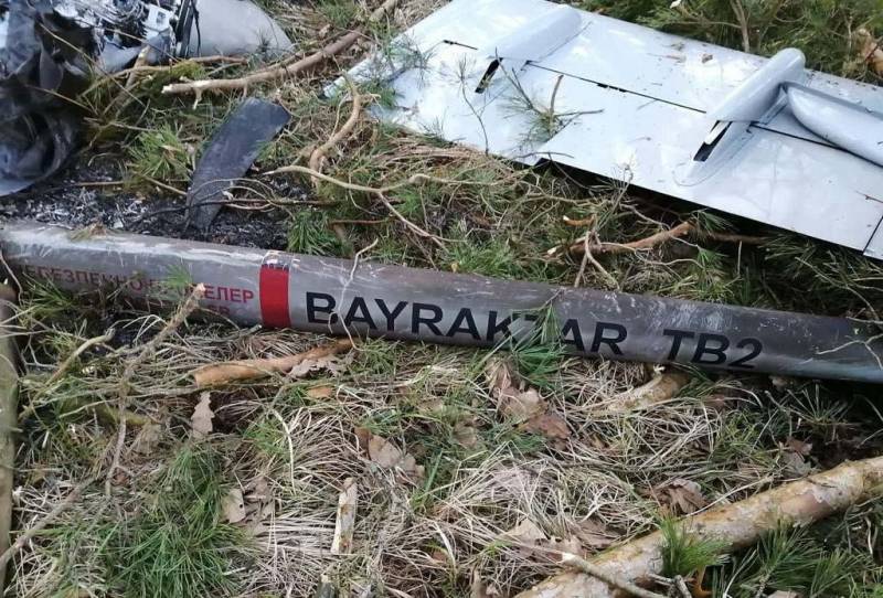 В районе острова Змеиный сбиты три ударных беспилотника Bayraktar TB2 ВМС Украины