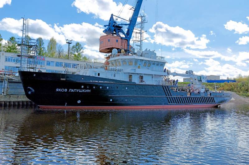 В Рыбинске спустили на воду малое гидрографическое судно Яков Лапушкин проекта 19910