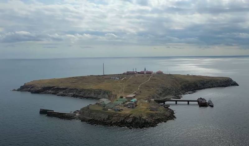 Russian troops left Snake Island