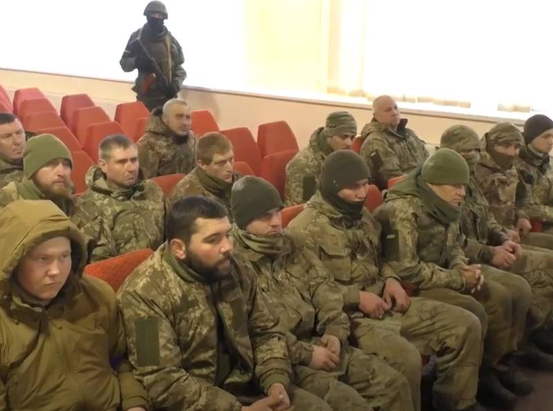 La partie ukrainienne a demandé la confirmation de la captivité de plus de 15 XNUMX militaires ukrainiens