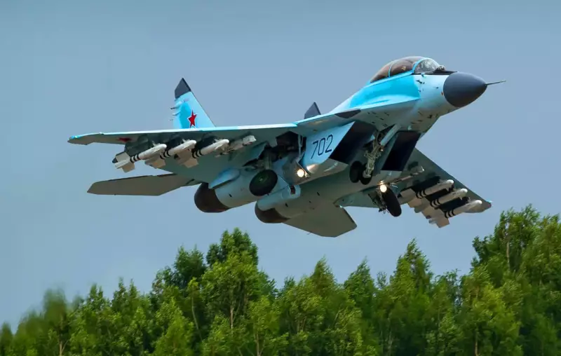 Rússia discute cooperação no projeto do caça Su-75 Checkmate e