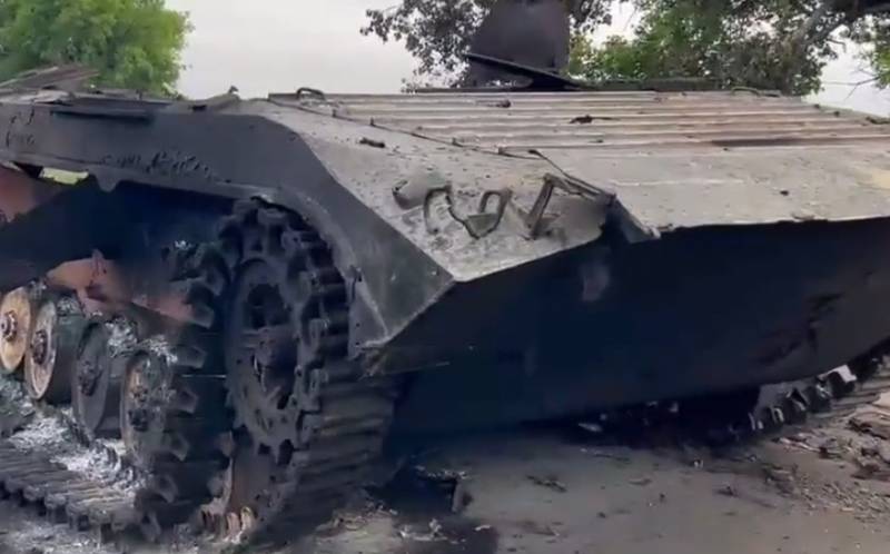 Полный огневой контроль над дорогой Артёмовск-Северск позволяет уничтожать украинскую технику при попытке переброски