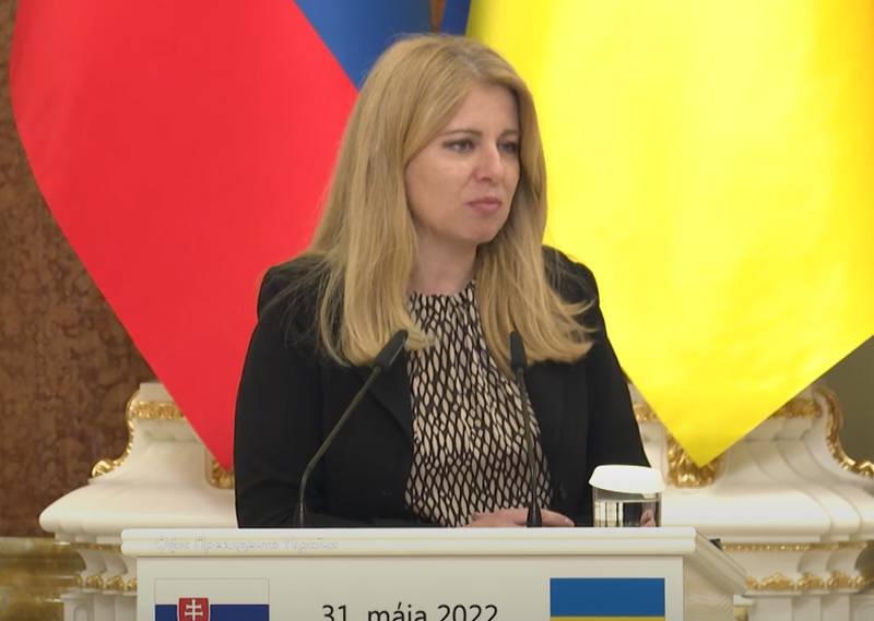 La présidente slovaque Zuzana Chaputova a autorisé quatre citoyens du pays à se battre pour l'Ukraine