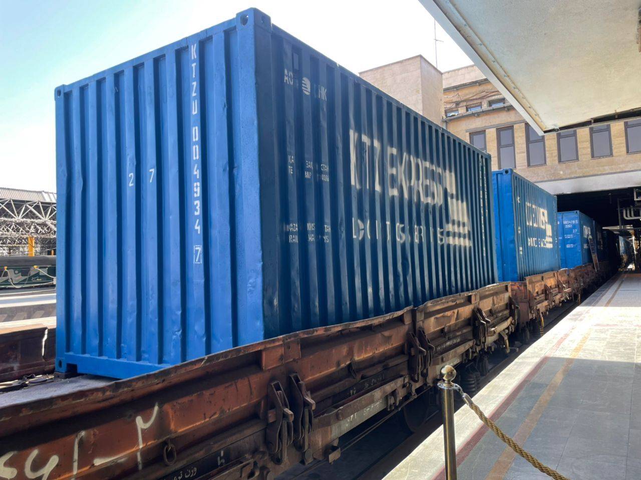 Первый поезд из России с грузом для Индии прибыл в Иран