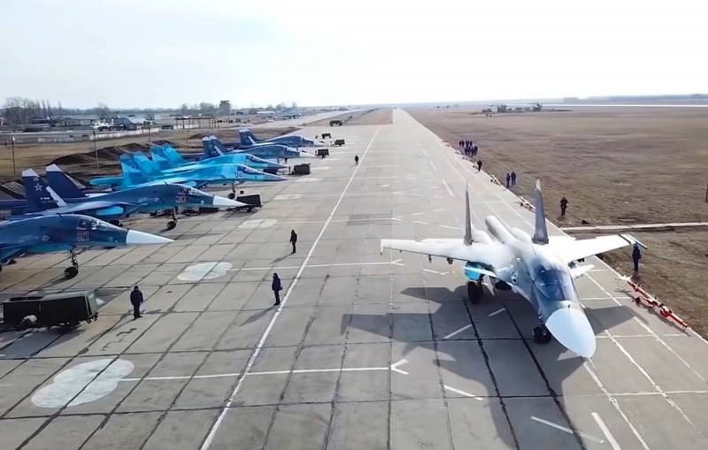 Партия модернизированных фронтовых бомбардировщиков Су-34М поступила на вооружение Восточного военного округа