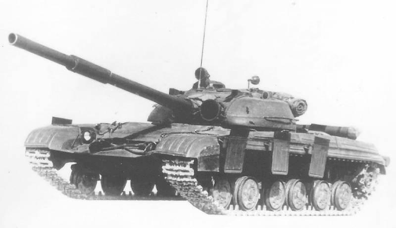 Alüminyum dolgu ile donatılmış bir taret ile T-64. Kaynak: asu100.ru