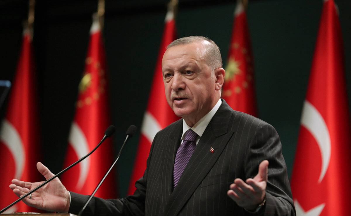 Kuusi kysymystä sulttaani Erdoganille