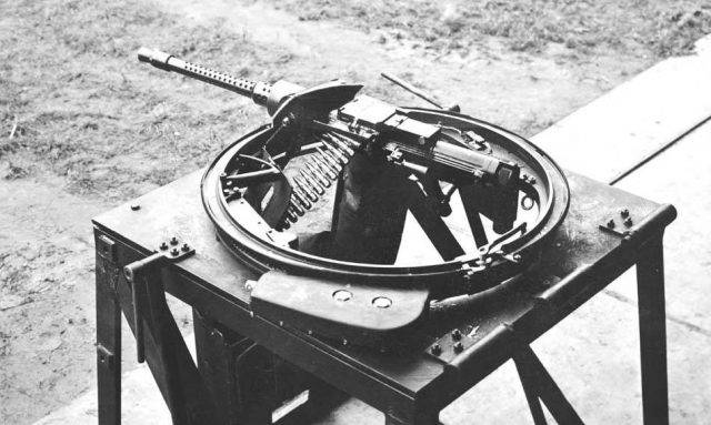 Немецкие суррогатные 13-15-мм зенитные пулемётные установки в годы Второй мировой оружие