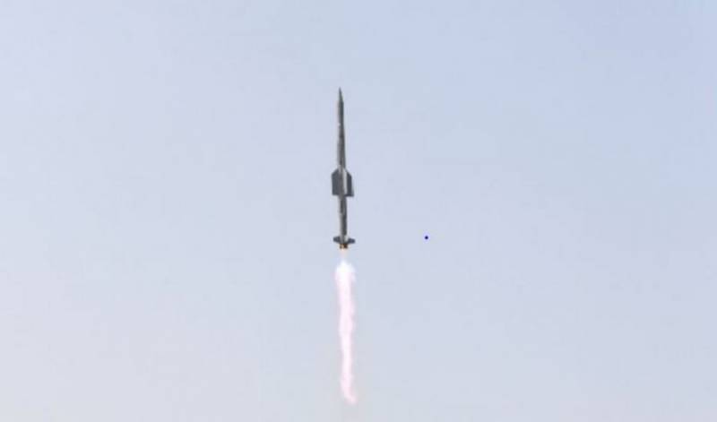 Индия испытала новую корабельную зенитную ракету VL-SRSAM малой дальности