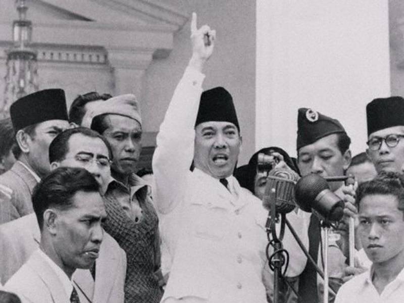 Преддверие независимости Индонезии: путч местного масштаба