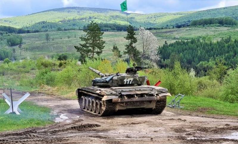 Словакия согласилась поставить на Украину советские танки Т-72 в обмен на немецкие Leopard 2A4