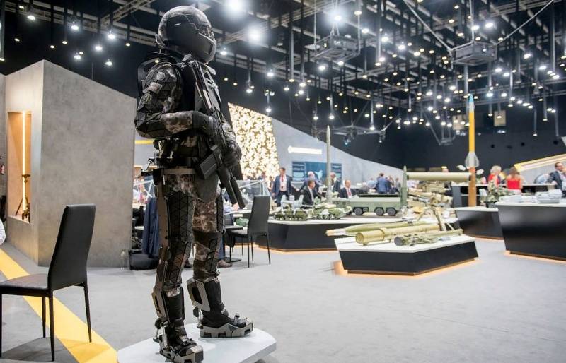 В России готовятся приступить к концептуальной разработке экипировки четвертого поколения для солдат будущего