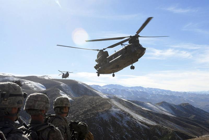 Aux États-Unis, les vols d'hélicoptères CH-47 Chinook ont ​​de nouveau été autorisés, ce qui a montré des problèmes de moteurs