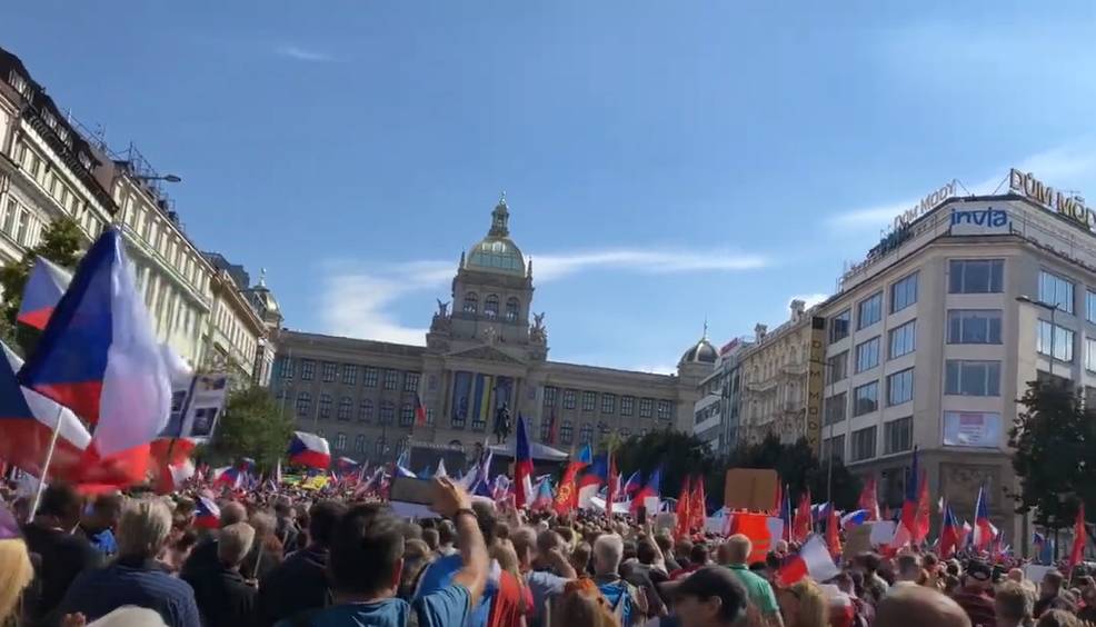 people under the slogans that the Czech Republic needs "not Ukrainian ...