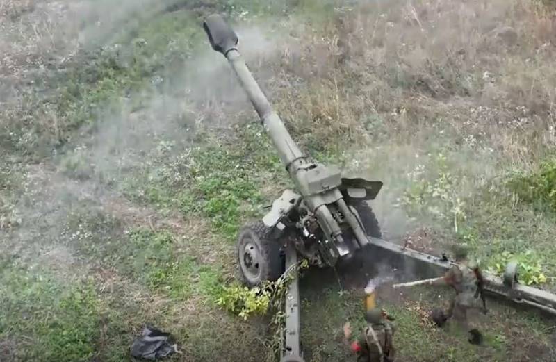 Prajurit brigade ke-100 NM DPR menyerbu benteng Angkatan Bersenjata Ukraina, mencapai pinggiran Krasnogorovka