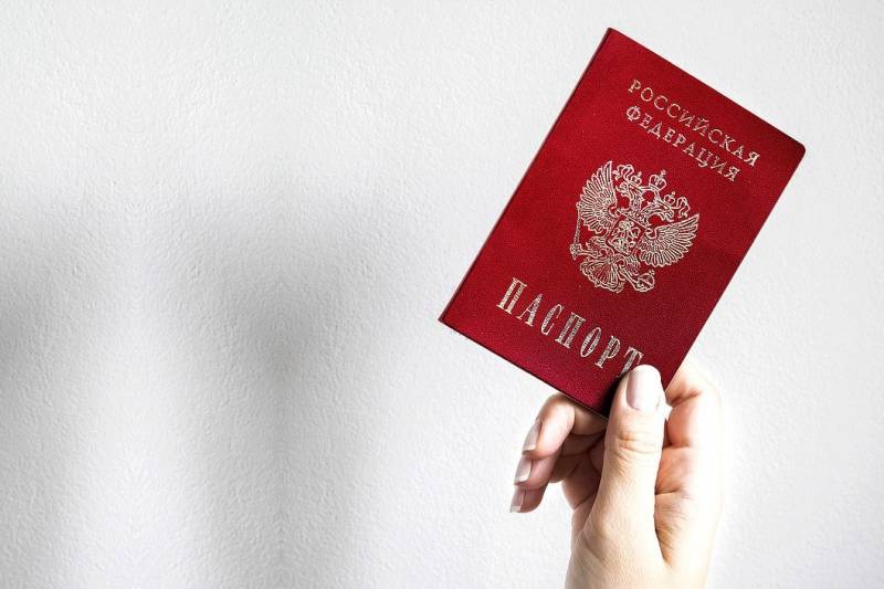 Ukrainas ministerkabinett enades om ett lagförslag om straffrättsligt ansvar för att erhålla ryska pass