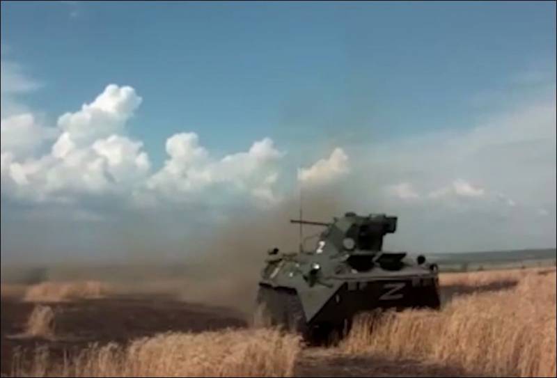 Показан итог противостояния российского БТР-82А с американским M113 на Украине