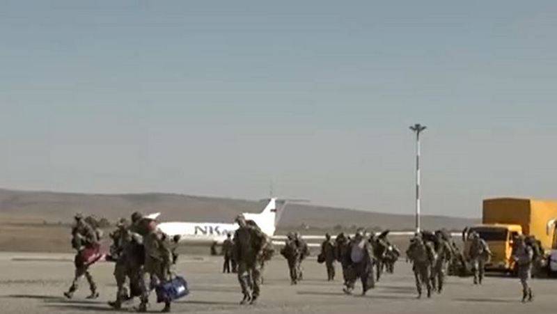 Μια άλλη ομάδα εθελοντών πήγε στη ζώνη NVO στο Donbass από το αεροδρόμιο του Γκρόζνι