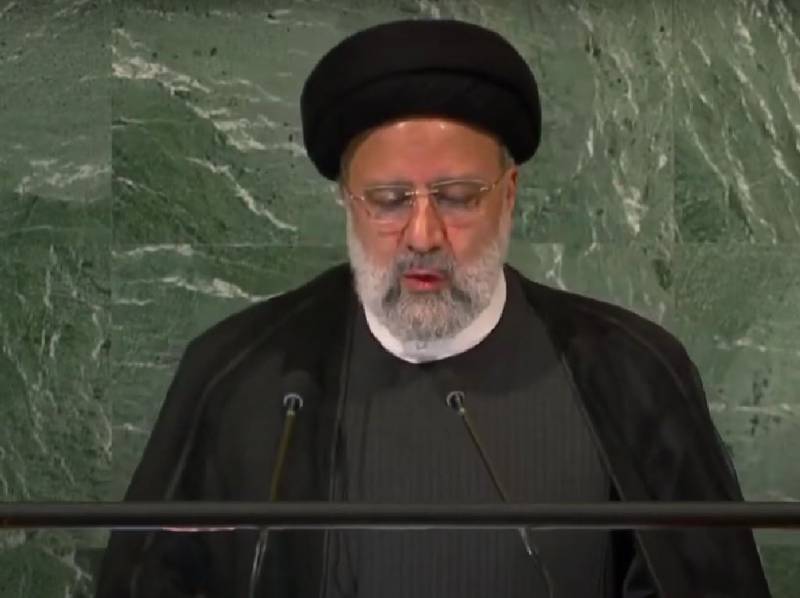 Президент Ирана напомнил о двойных стандартах Запада из-за протестов в стране