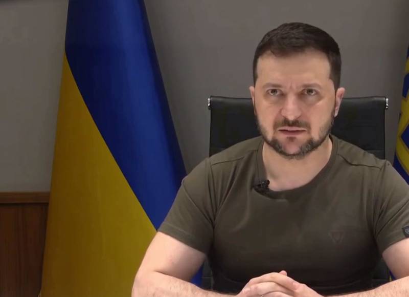 اتهم زيلينسكي إيران بـ "انتهاك السيادة الأوكرانية" بعد الضربات التي شنتها القوات المسلحة الروسية بإطلاق ذخيرة جيران -2 على أشياء في أوديسا.